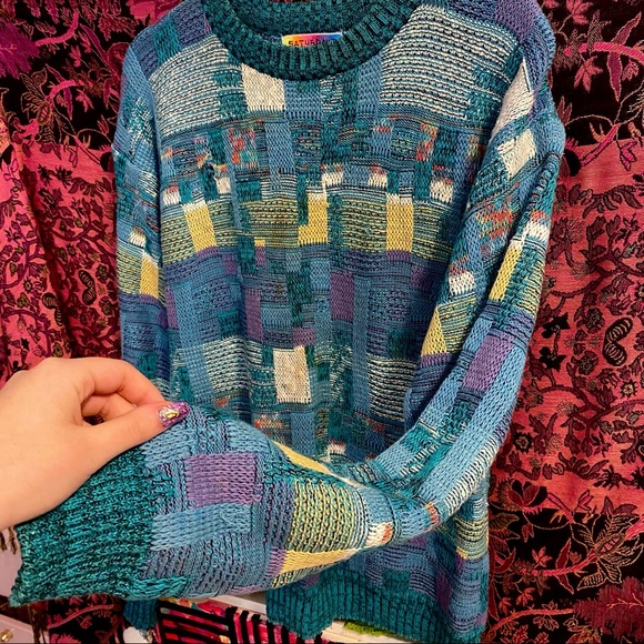 COLORFUL VINTAGE SWEATER - Picture 2 of 5